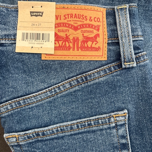 Levi’s Ribcage Straight Ankle - Picture 3 of 3